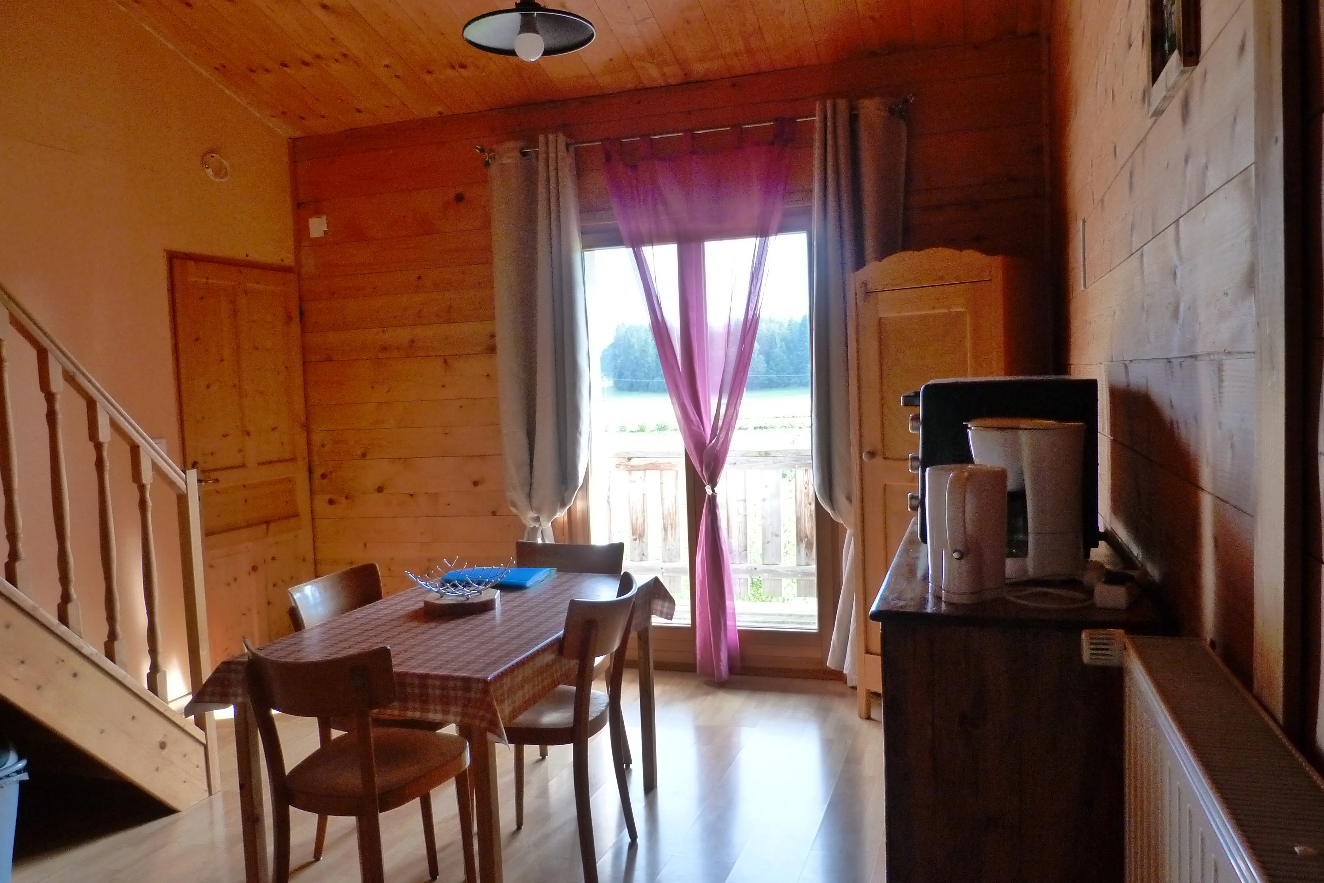 Salle à manger de l'appartement Marguerite